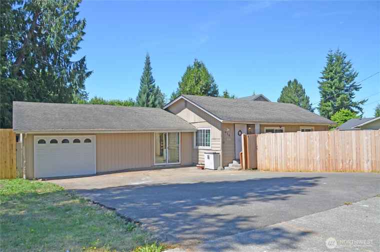 Photo of 416 83rd Ave SE Lake Stevens, WA 98258