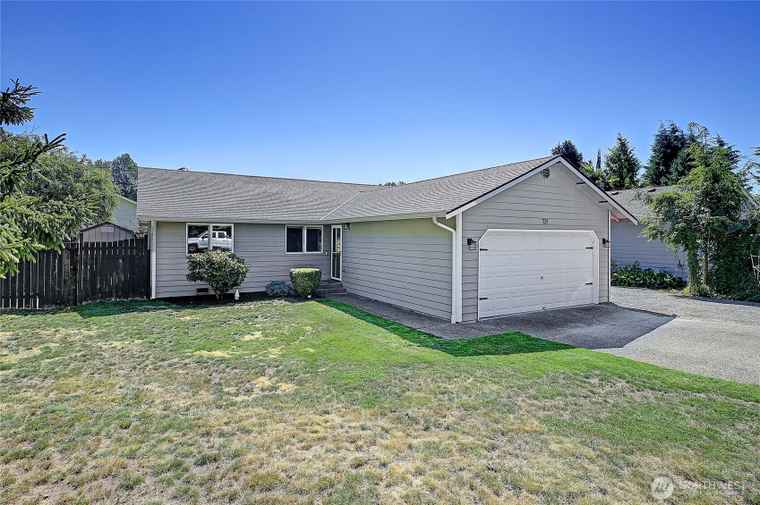 Photo of 721 N Reed St Sedro Woolley, WA 98284