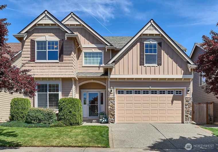 Photo of 27006 229th Pl SE Maple Valley, WA 98038