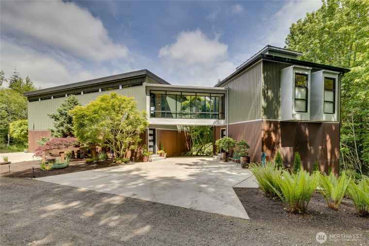 Photo of 298 Echo Ridge Way Camano Island, WA 98282