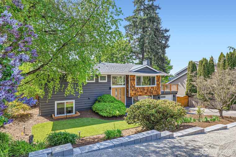 Photo of 10201 NE 198th St Bothell, WA 98011