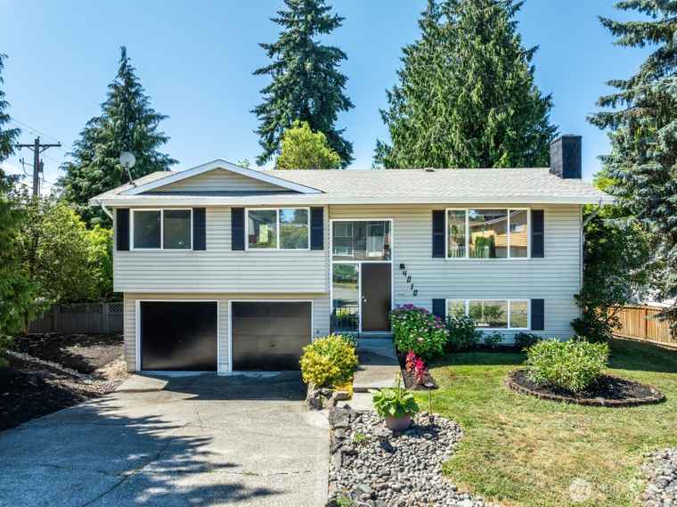 Photo of 4010 191st St SW Lynnwood, WA 98036