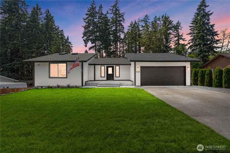 Photo of 8209 188th Ave E Bonney Lake, WA 98391