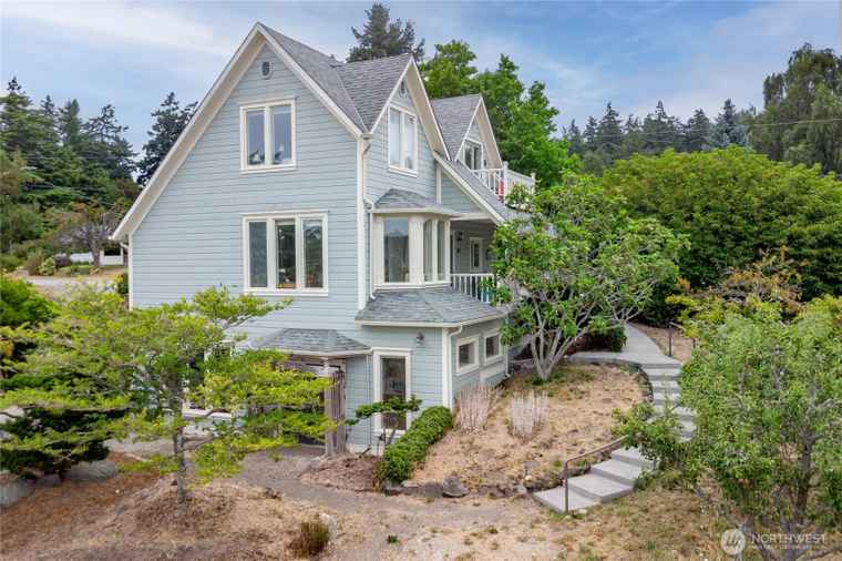 Photo of 909 & 913 L St Port Townsend, WA 98368