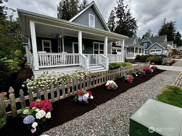 Photo of 154 Anchor Ln Port Ludlow, WA 98365