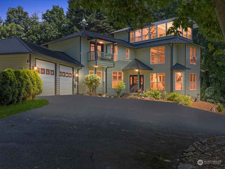 Photo of 4123 S Camano Dr Camano Island, WA 98282
