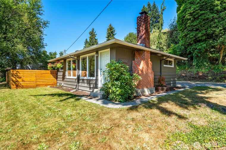 Photo of 26532 NE Cherry St Duvall, WA 98019