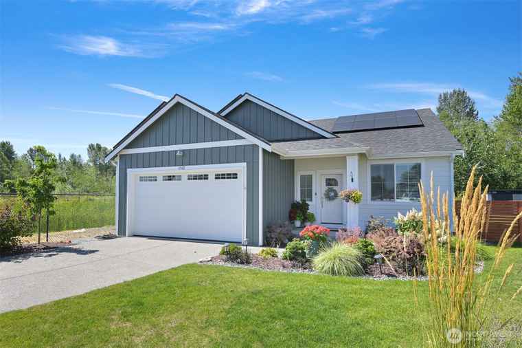 Photo of 4542 Eddie Ln Blaine, WA 98230