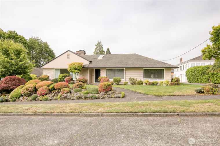 Photo of 809 N K St Aberdeen, WA 98520