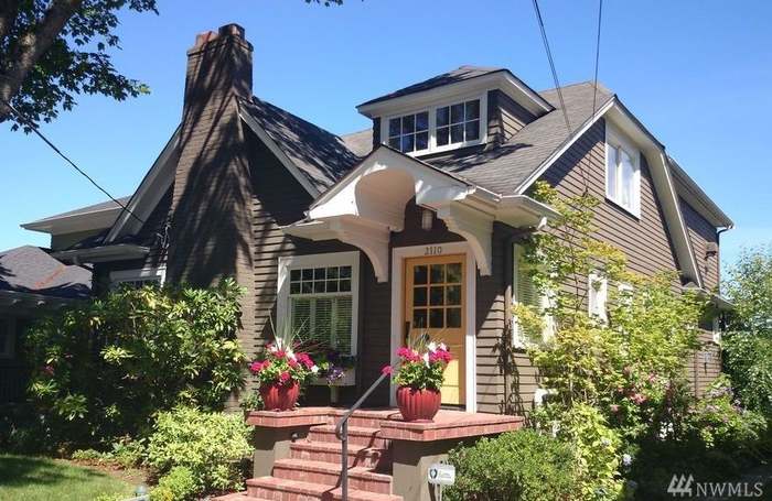 2110 Bigelow Ave N Seattle Wa 98109 Mls 1116056 Redfin