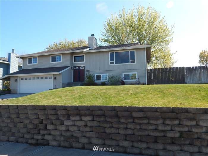 2225 S Beaumont Dr Moses Lake WA 98837 MLS 922074 Redfin