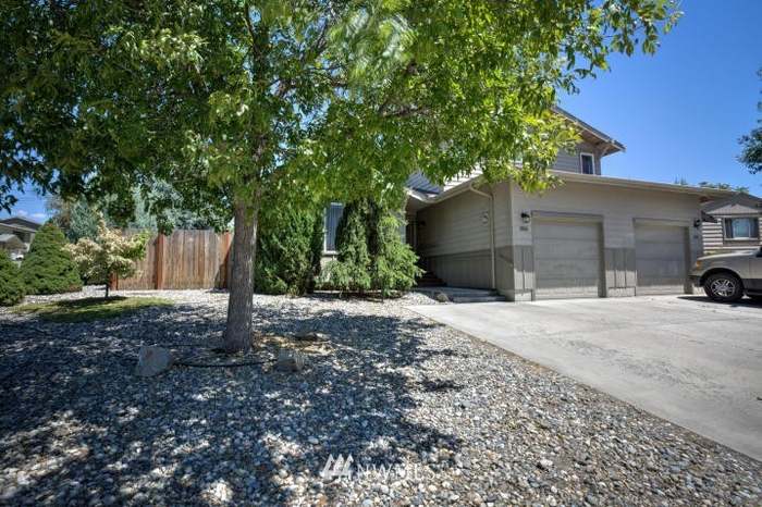 1095 Corum Cir East Wenatchee WA 98802 Redfin