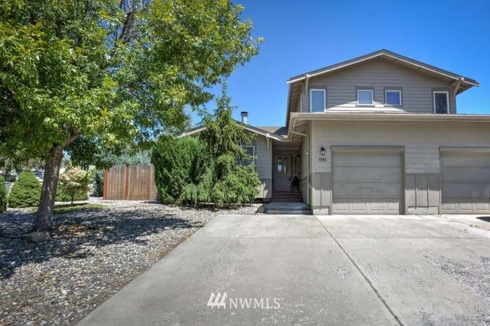 1095 Corum Cir East Wenatchee WA 98802 Redfin