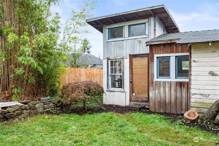 5 br, 2 bath House - 2000 Iron St. - House Rental in Bellingham, WA