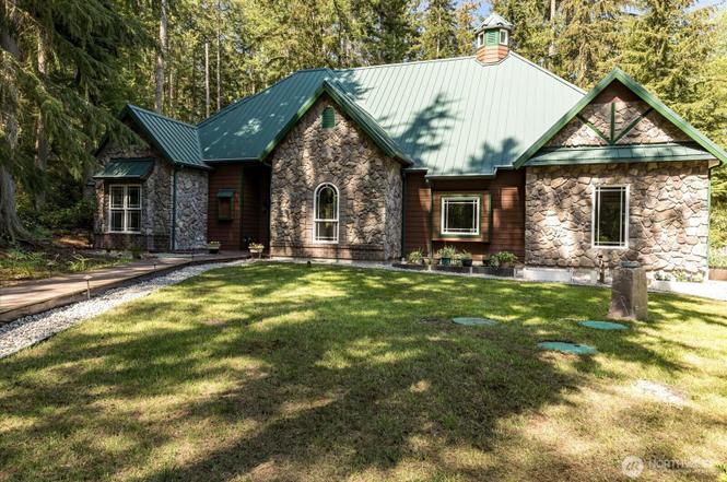 1059 Evergreen Ln, Freeland, WA 98249 | For Sale ($1,195,000