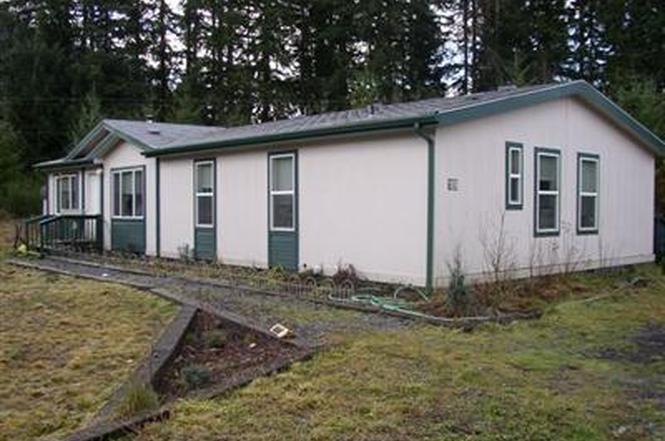 109 Log Cabin Ct Mineral Wa 98532 2 Beds 2 Baths
