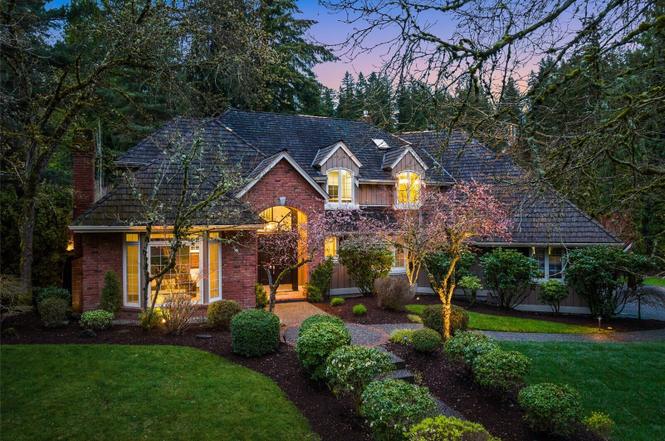 2482 196th Ave SE, Sammamish, WA 98075 | Redfin