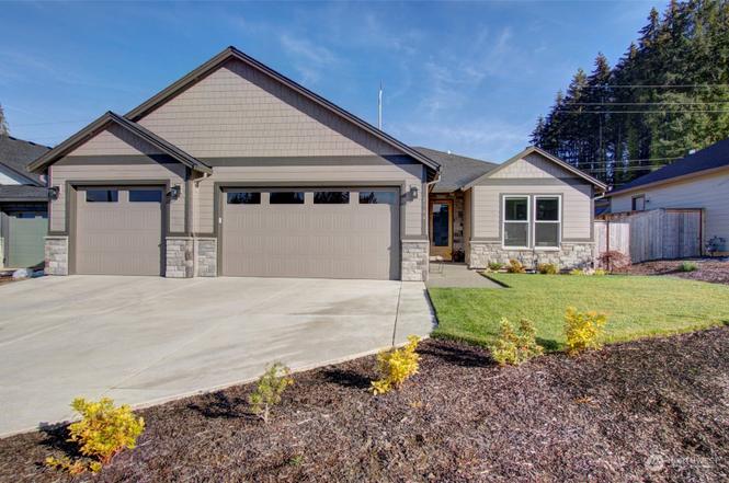 2944 NE 3rd Cir, Battle Ground, WA 98604 | Redfin