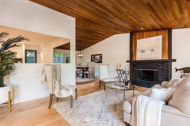 2929 131st Pl NE, Bellevue, WA 98005