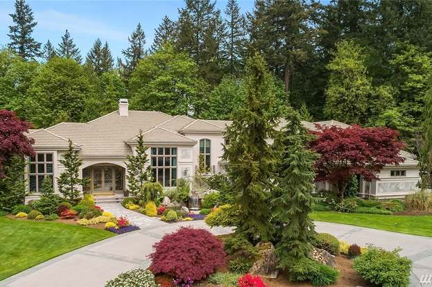 Professional Lawn Care Services And Landscape Maintenance Packages Apol S Landscape Maintenance Woodinville Washington