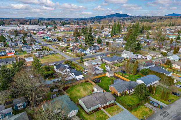 402 Haines St, Sedro Woolley, WA 98284 | MLS# 2032307 | Redfin