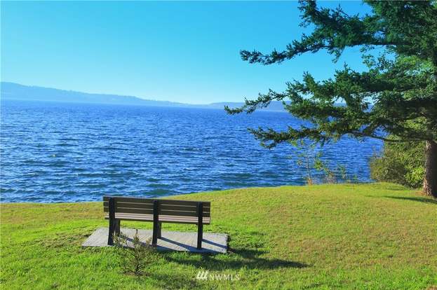 pix Mardell Metal Bench https www redfin com wa langley 3239 s mardell dr 98260 home 16689197