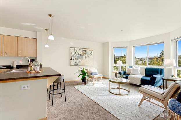 812 5th Ave N #305, Seattle, WA 98109 | MLS# 2304954 | Redfin
