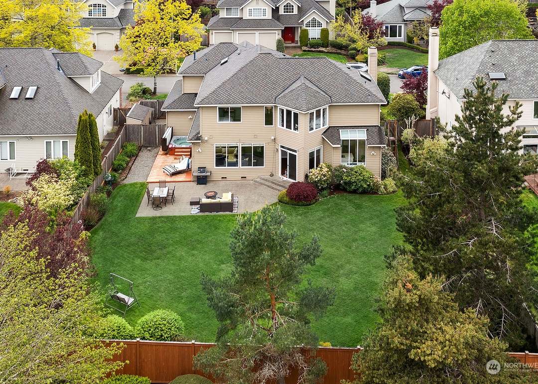 2222 275th Ct SE, Sammamish, WA 98075 | Redfin 2222 275th Ct SE, Sammamish, WA 98075 | Redfin