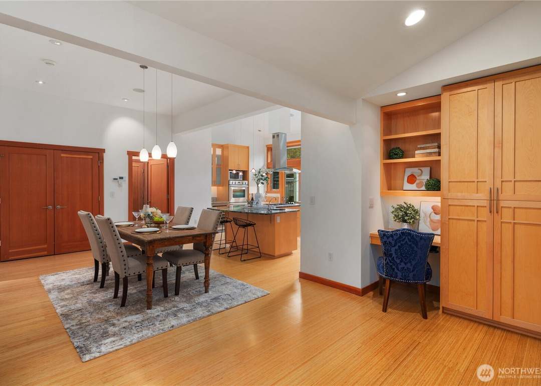 12905 NE 94th St, Kirkland, WA 98033 | MLS# 2354544 | Redfin