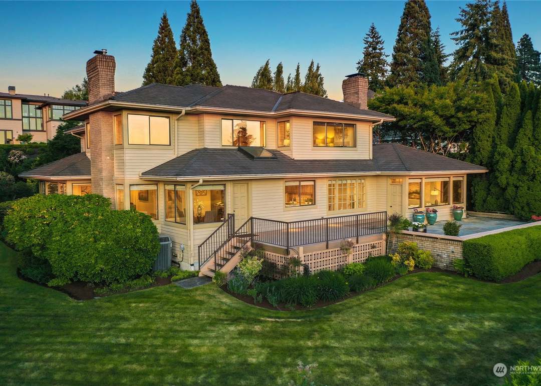 9636 NE 30th Pl, Clyde Hill, WA 98004 | Redfin 9636 NE 30th Pl, Clyde Hill, WA 98004 | Redfin