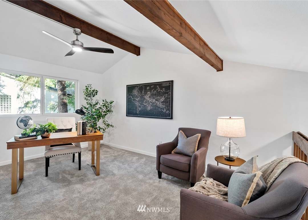 205 Mt Pilchuck Ave SW, Issaquah, WA 98027
