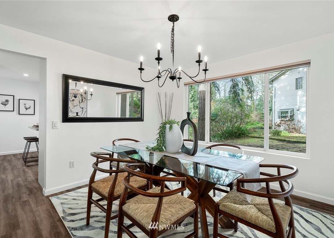 205 Mt Pilchuck Ave SW, Issaquah, WA 98027