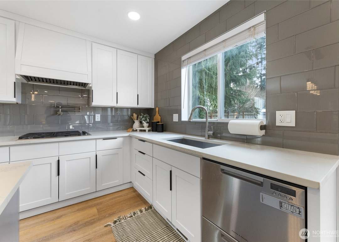 11806 221st Ave E, Bonney Lake, WA 98391