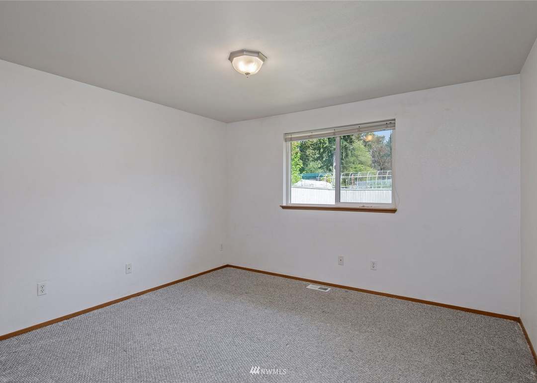 13402 104th Avenue Ct NW, Gig Harbor, WA 98329