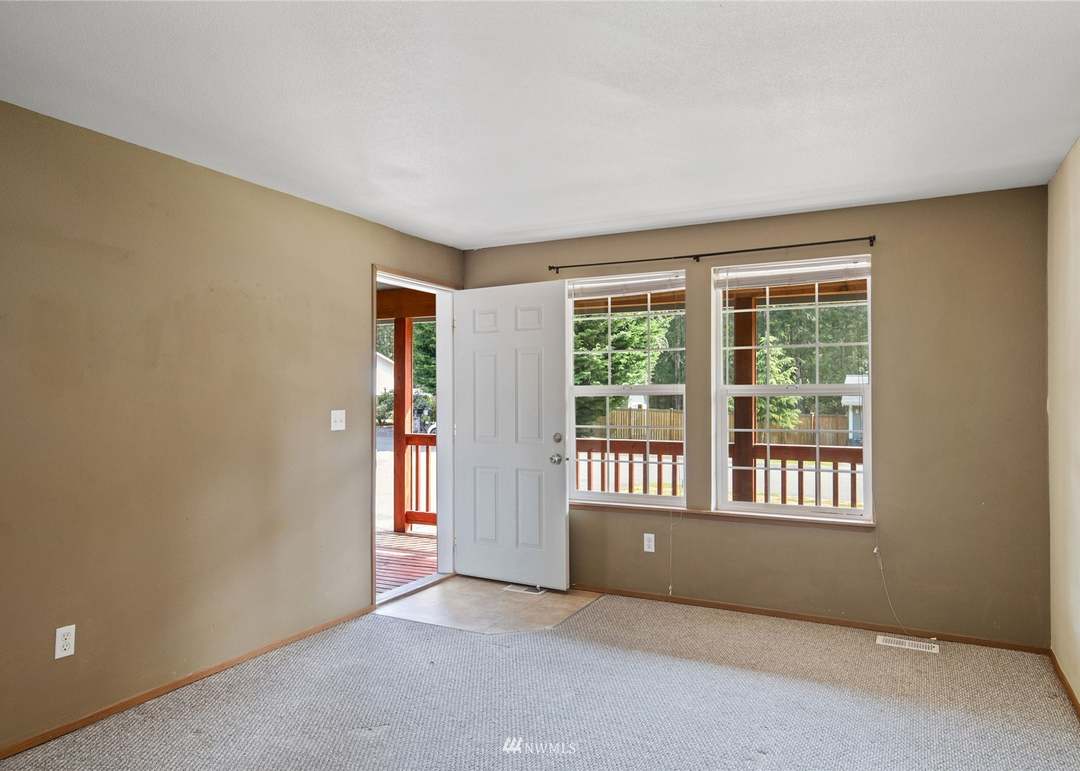 13402 104th Avenue Ct NW, Gig Harbor, WA 98329