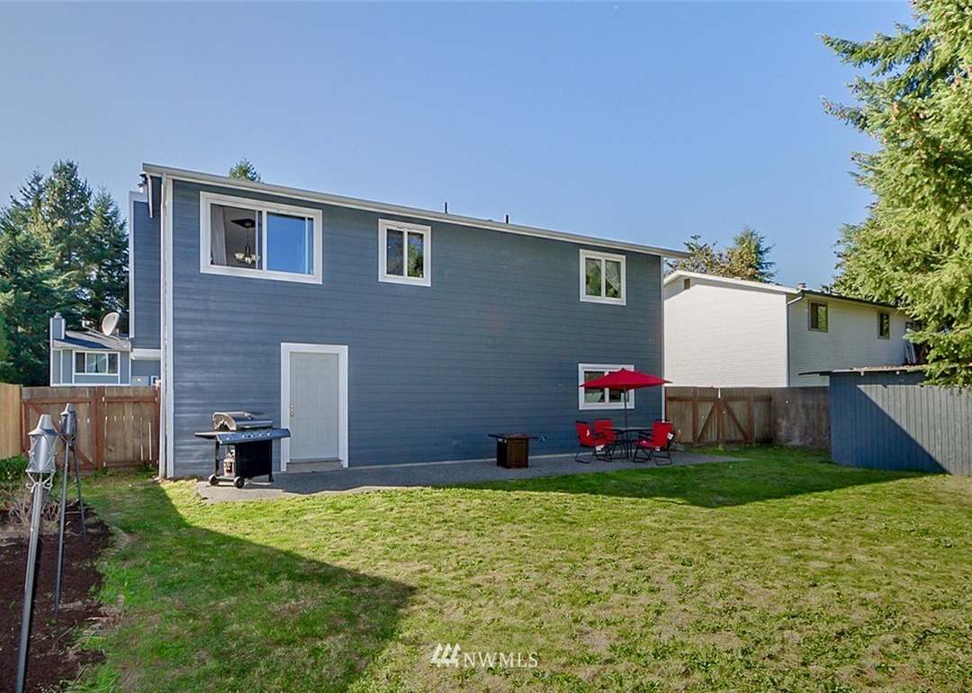 10615 56th Ave NE, Marysville, WA 98270