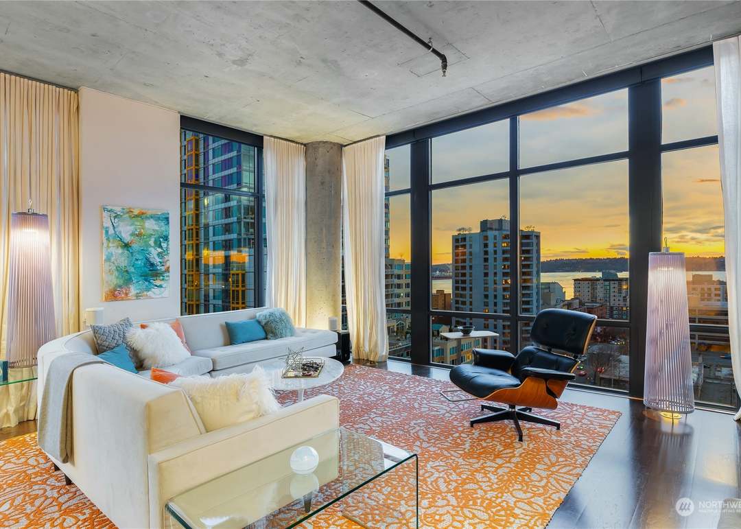 洋書 PISOS PILOTO-MODEL APARTMENTS 2720 3rd Ave #1110, Seattle, WA 98121 | Redfin