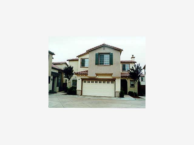 560 Villa Centre Way