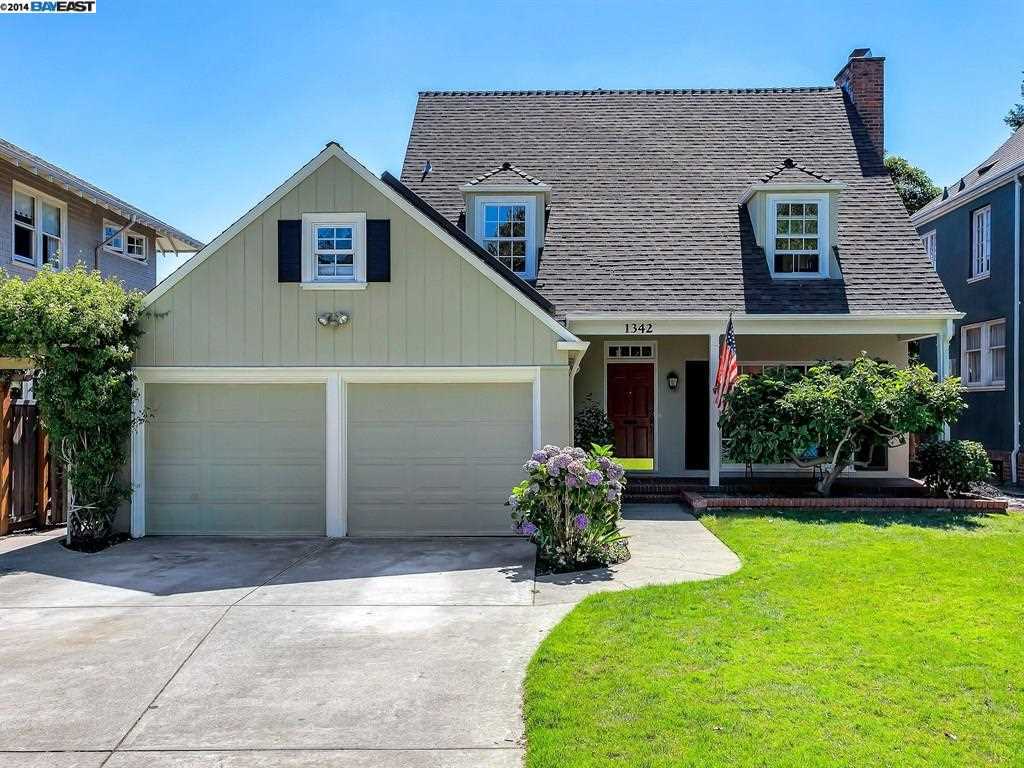 1342 BAY St, Alameda, CA 945013916  MLS# 40664348  Redfin