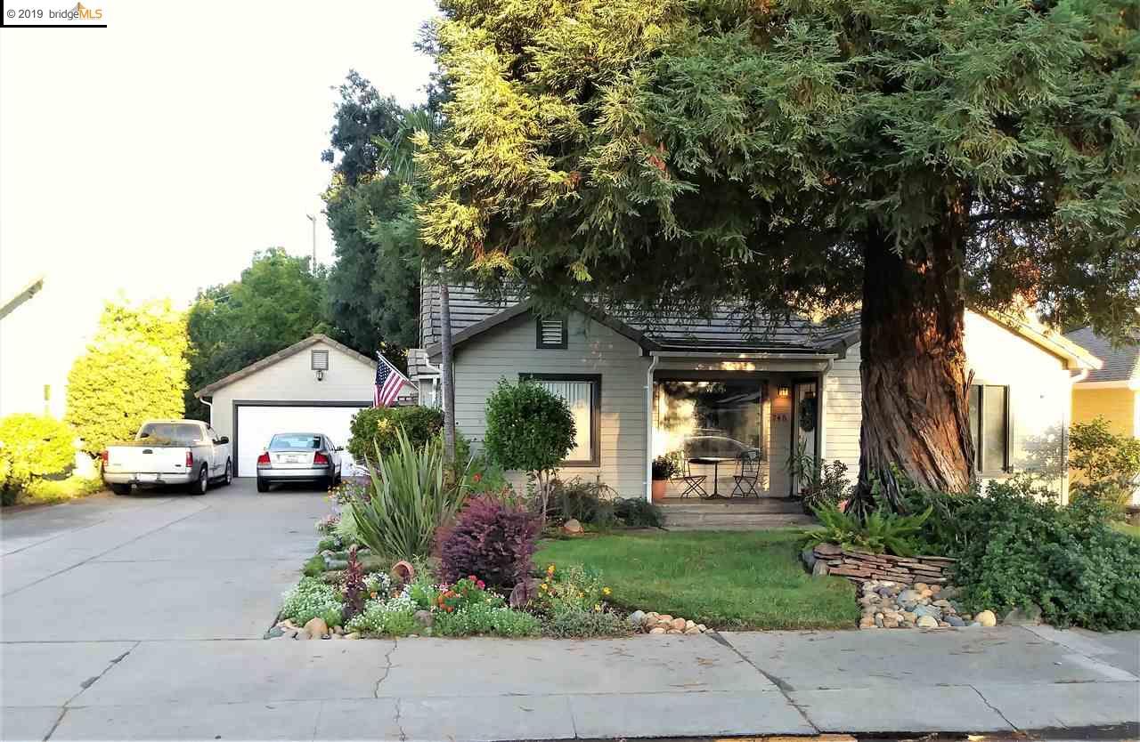 745 S Lee Ave, Lodi, CA 95240