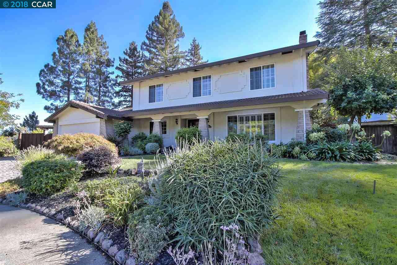11 Corte La Rado Moraga Ca 94556 5 Beds 3 Baths