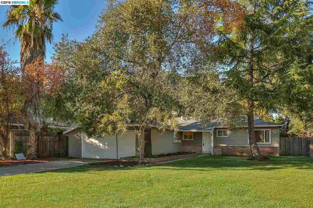 6913 Lincoln Oaks Dr Fair Ca 95628 Mls 40761809 Redfin