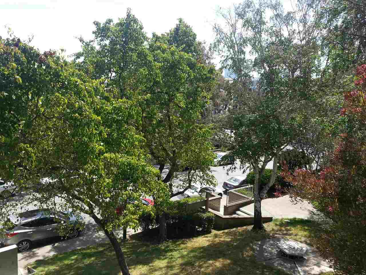 101 Kinross Dr #14, Walnut Creek, CA 94598