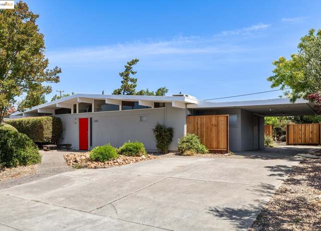Property at 3731 Merridan Dr, Concord, CA 94518, 4 beds, 2.5 baths