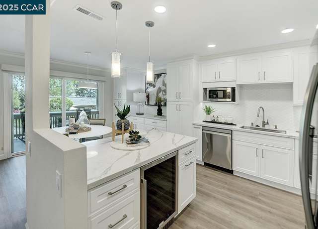 Property at 1459 Rockledge Ln #4, Walnut Creek, CA 94595, 2 beds, 2 baths