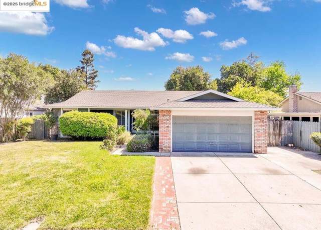 Property at 630 Heather Pl, Brentwood, CA 94513, 3 beds, 2 baths