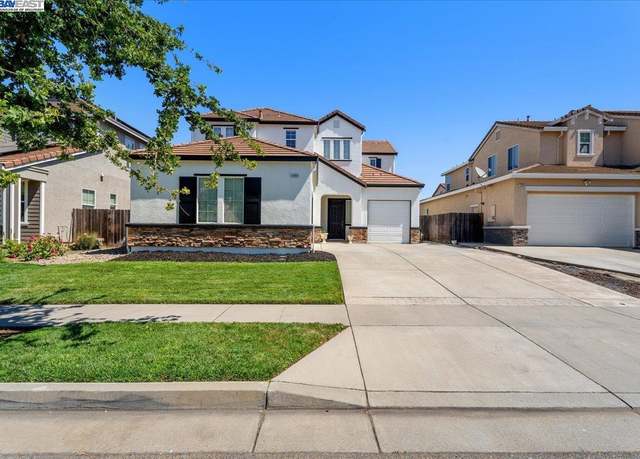 Property at 1498 Highland Dr, West Sacramento, CA 95691, 4 beds, 2.5 baths