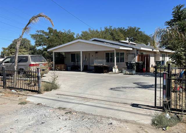 Property at 580 S Airport Way, Manteca, CA 95337, 5 beds, 2 baths