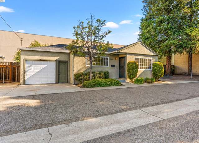Property at 20852 Baker Rd, Castro Valley, CA 94546, 2 beds, 1 bath