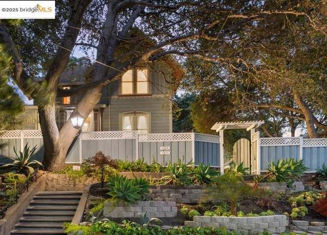 Property at 1924 7th, Oakland, CA 94606, 5 beds, 4 baths
